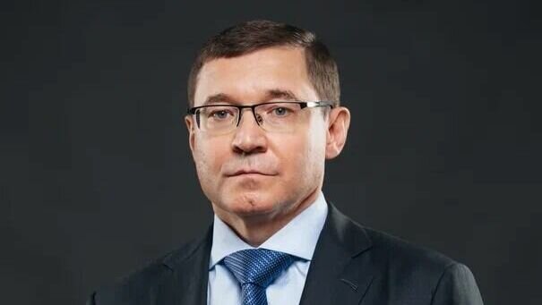     Полномочный представитель президента России в Уральском федеральном округе Владимир Якушев поздравил жительниц Тюменской области и всего УрФО с 8 марта.