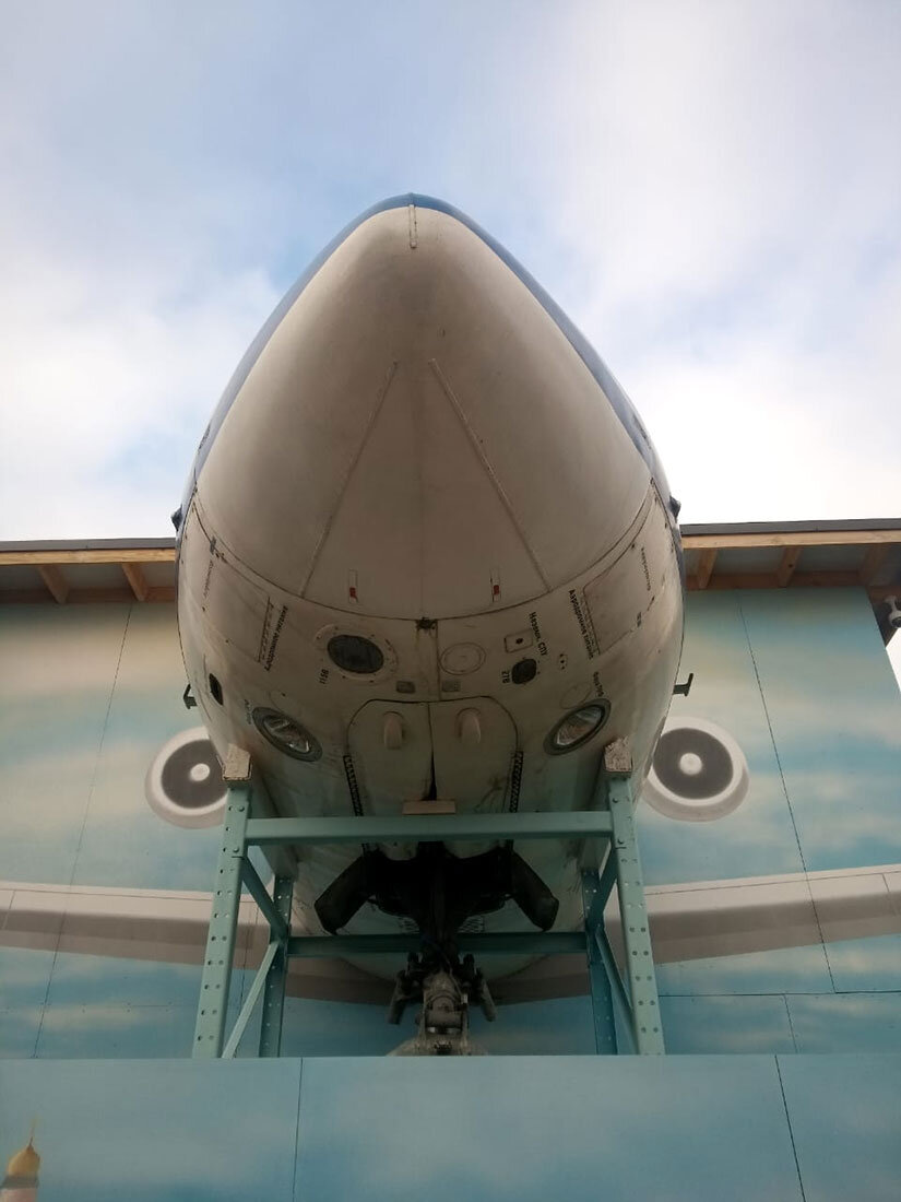 Дом самолета ЯК-40