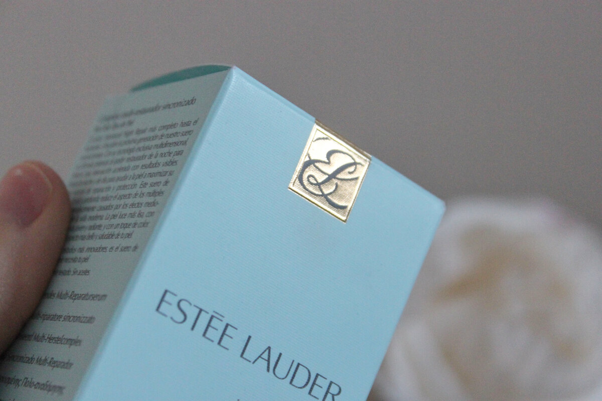 Коробочка из-под сыворотки Estee Lauder Advanced Night Repair.