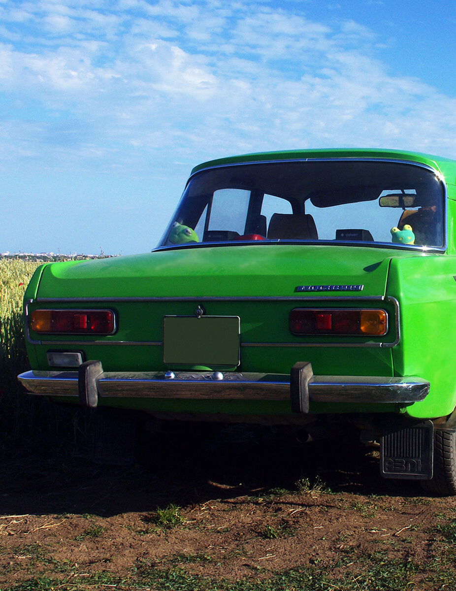 Багажник Москвича 2140.