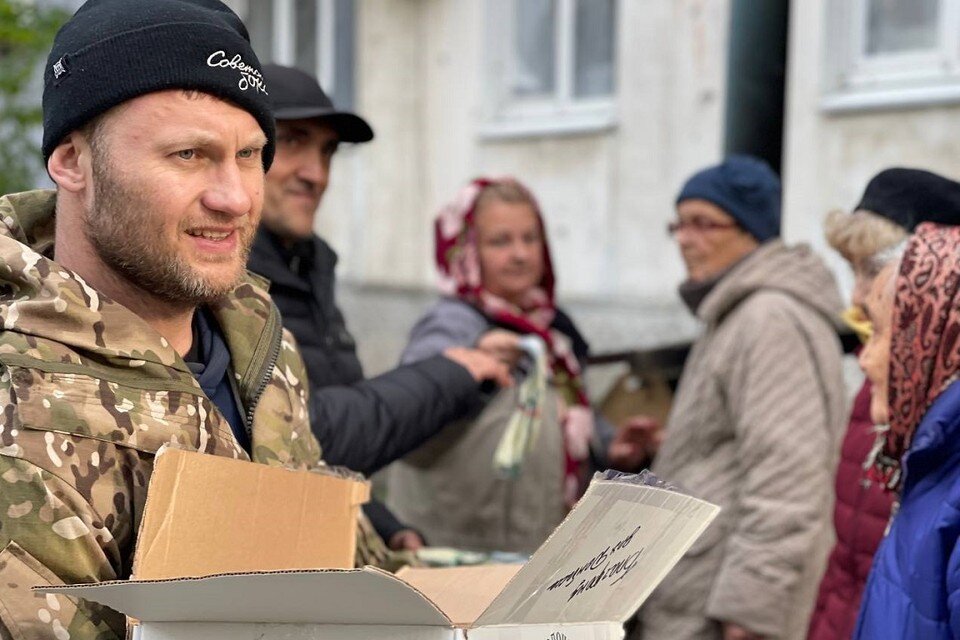     Александр Веселов - был одним из первых, кто начал помогать Донбассу