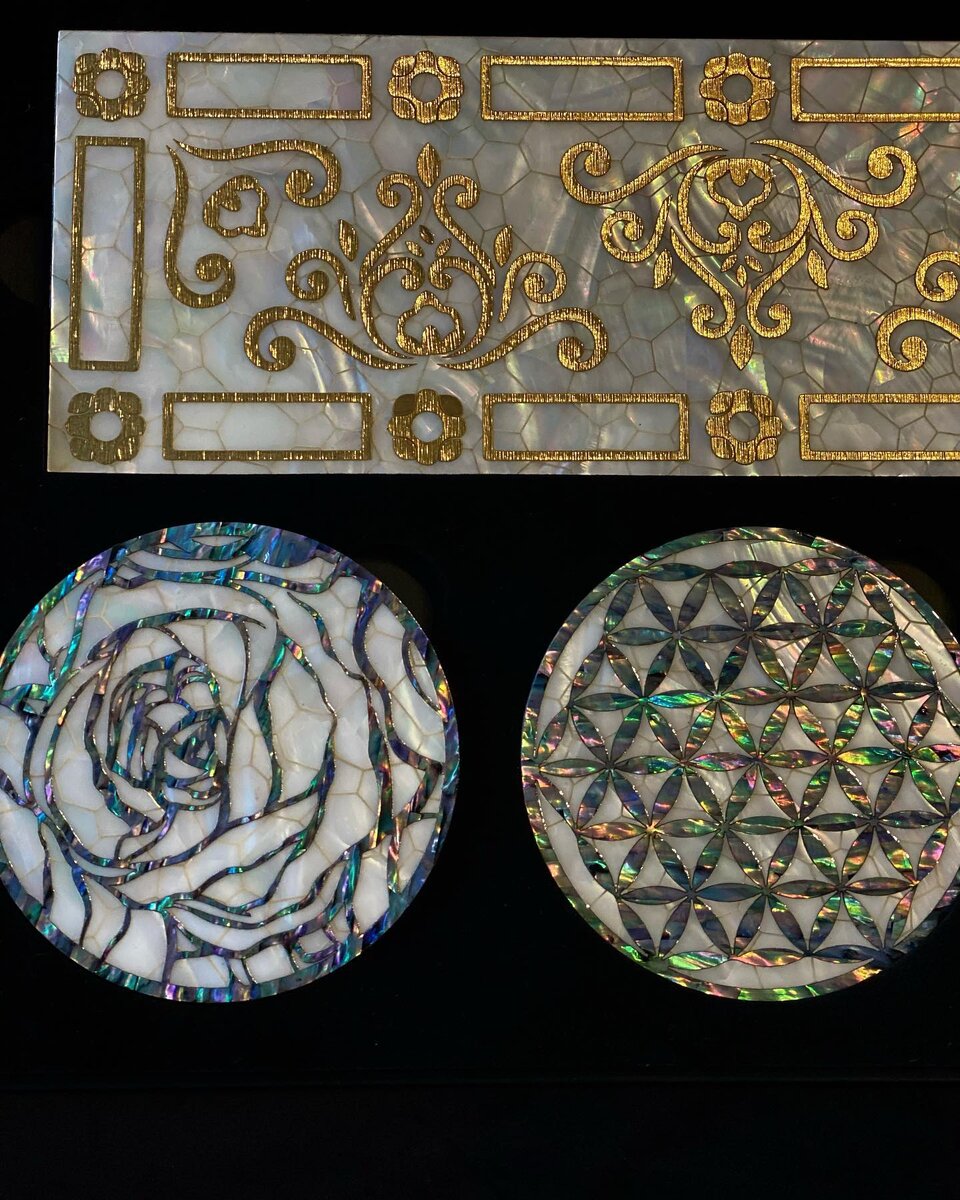 Наша компания FBINNOTECH создает интерьерную плитку,декор вставки,декор панели, мозаики, сочетая исключительно премиальные роскошные материалы и инновационные производственные системы. 

www.fbinnotech.com

#fbinnotech #итальянскаяплитка #элитные интерьеры #декор интерьера #дизайн интерьера #роскошная плитка