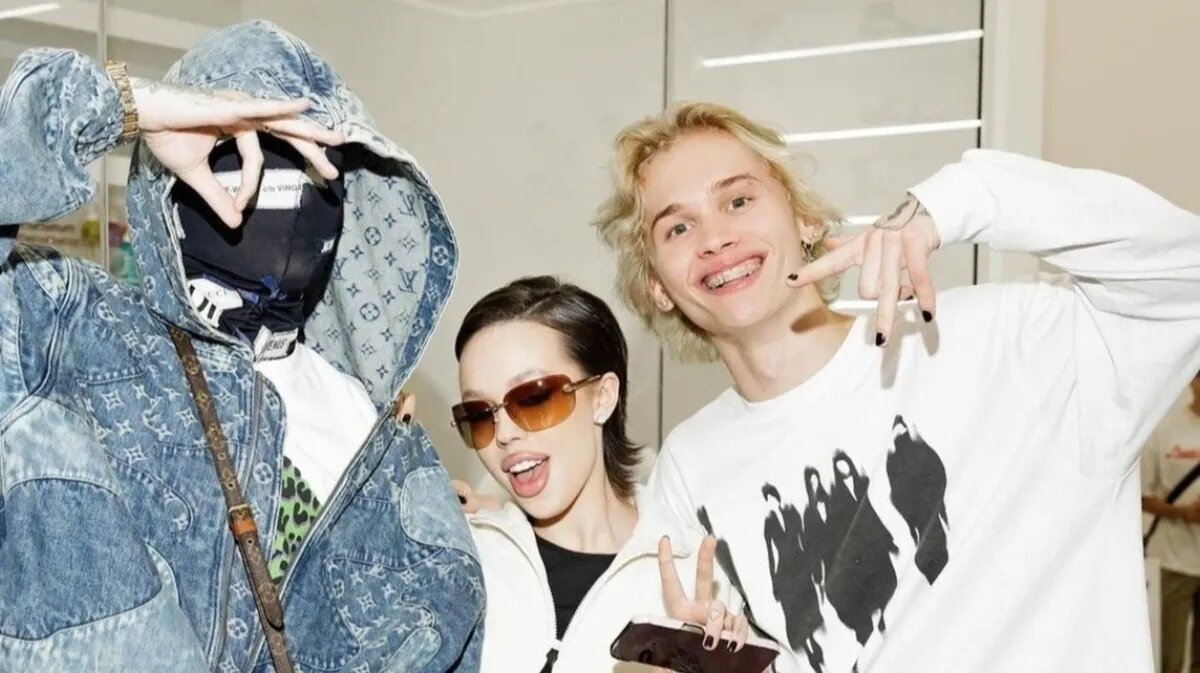 Даня Милохин (справа). Фото: @danya_milokhin | Instagram*