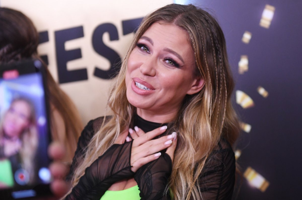    Рита Дакота.