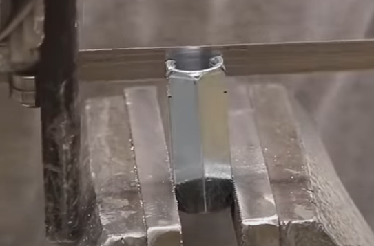      Вырезаем разметку