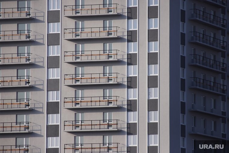    Из-за недобросовестных риелторов горожанам трудно продать квартиру