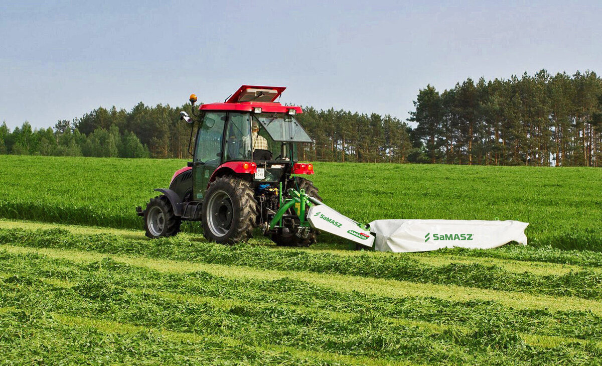 Косилка Samasz (Самаш) и отечественные агрегаты в работе. (галерея листается)