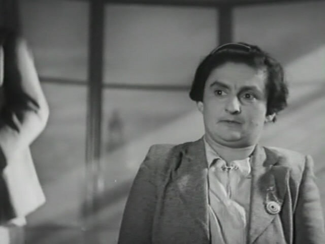 "Синегория", учительница, первая роль Тер-Осипян