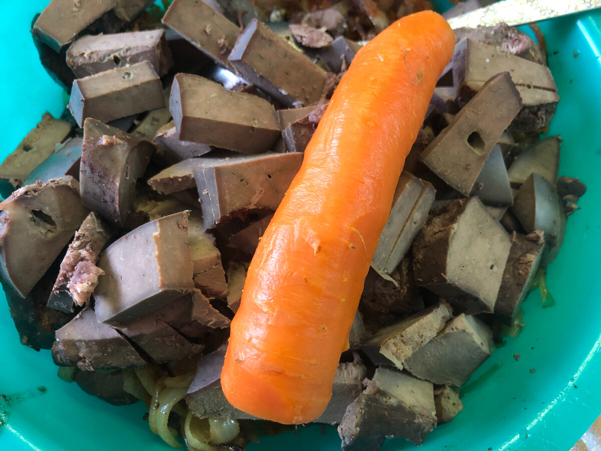 добавляю одну отварную морковочку  фото автора