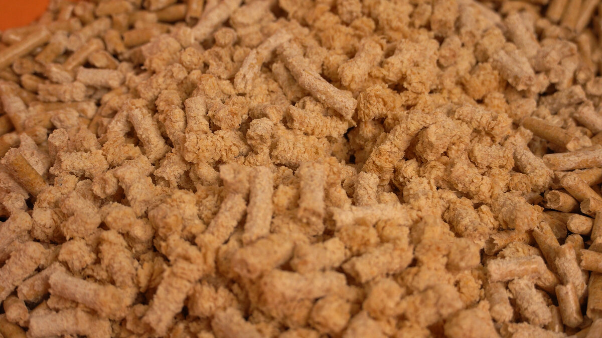 Древесный наполнитель попадания влаги