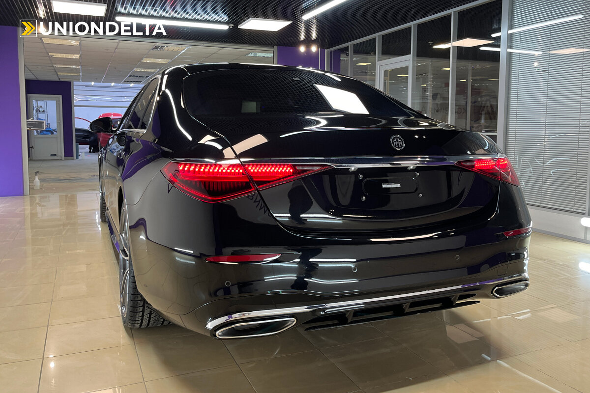 Установка антигравийной пленки DELTASKIN MOLECKULA ARMOR детейлинг-студией Академия Авто 