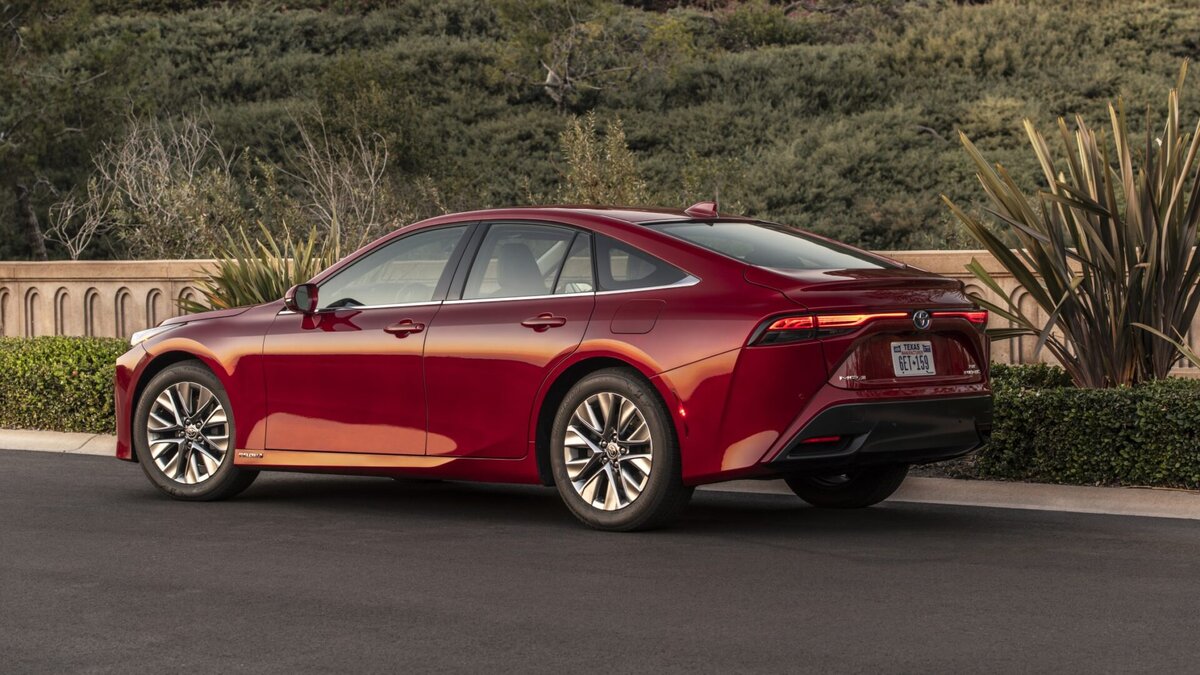    Toyota Mirai 2023. Фото Toyota