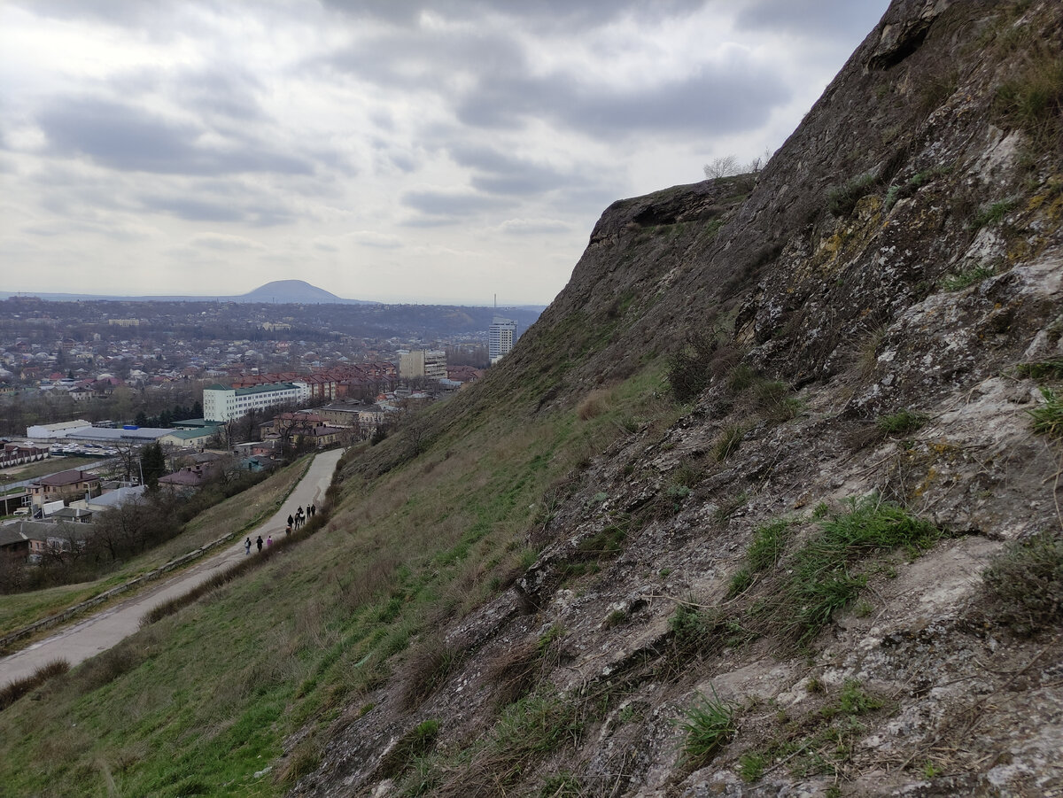 На горе Горячей (март 2023 года)