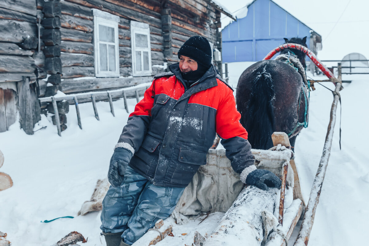 Как выживают в глухой деревне: продают дрова, чтобы заработать на ...