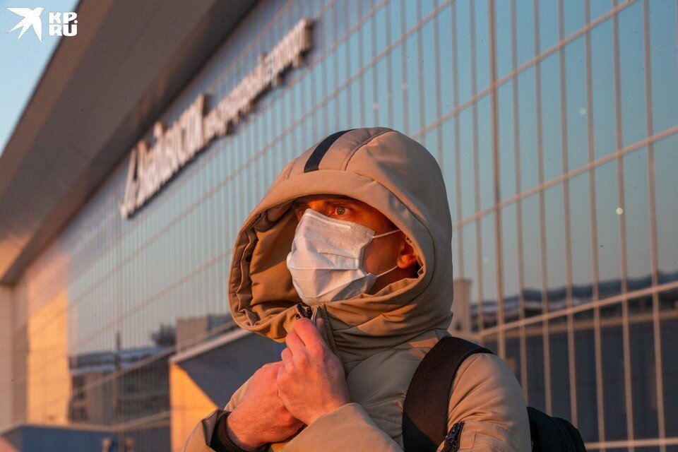     Международный аэропорт имени Владимира Арсеньева во Владивостоке готов принять новый рейс. Фото: Антон ПЕТЛИЦА