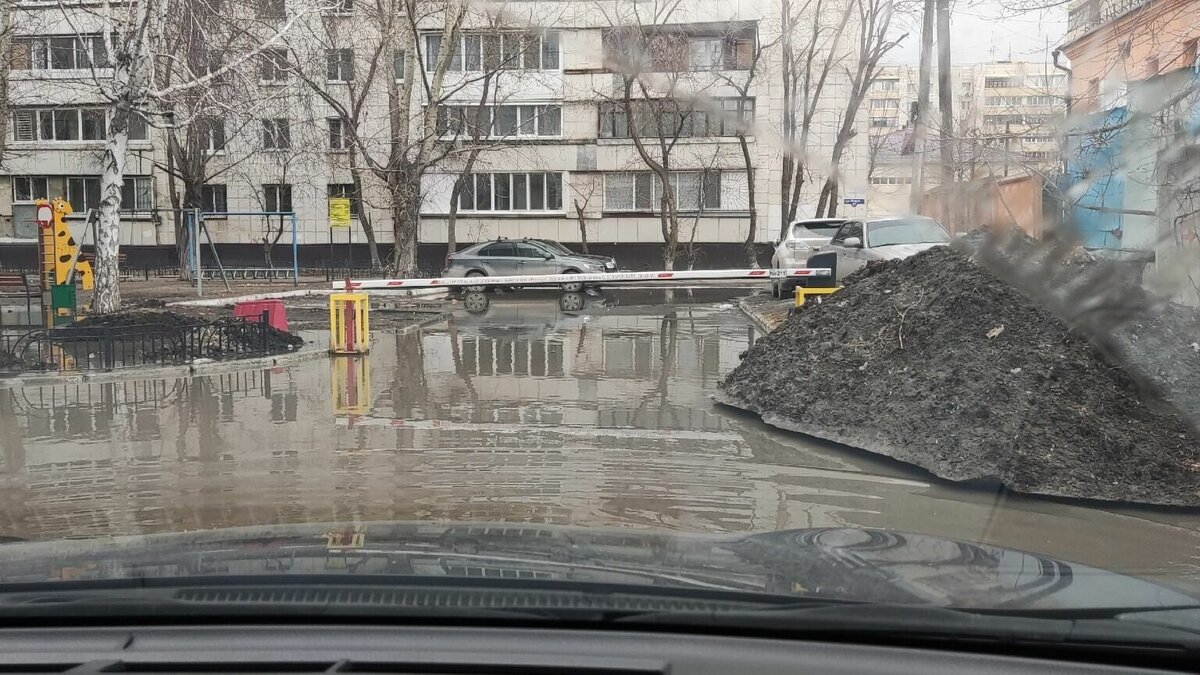 Потоп в тюмени. Тюмень затопило 2023. Снегопад в городе. Тюмень затопило. Снег фото.