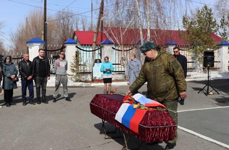    В Гае простились с Александром Радиславским, погибшим в зоне СВО Кристина Просвиркина