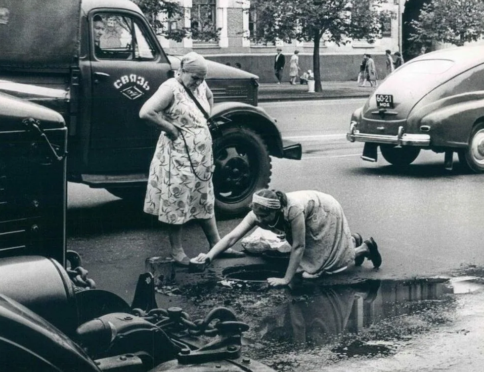 Жизнь в советском союзе. Базары и рынки в ссср 70х. Жизнь в сср. Фотограф семен фридлянд. Жизнь в ссср.