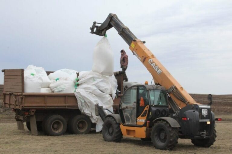    Аграрии Оренбургской области приобрели более 60 тысяч тонн минеральных удобрений Кристина Просвиркина