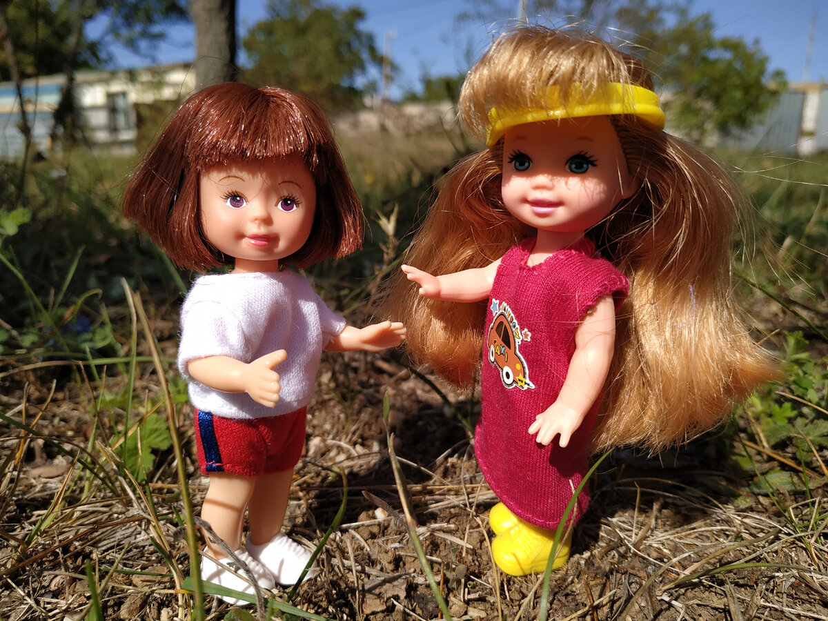 Готова к дружескому матчу с Мелани.