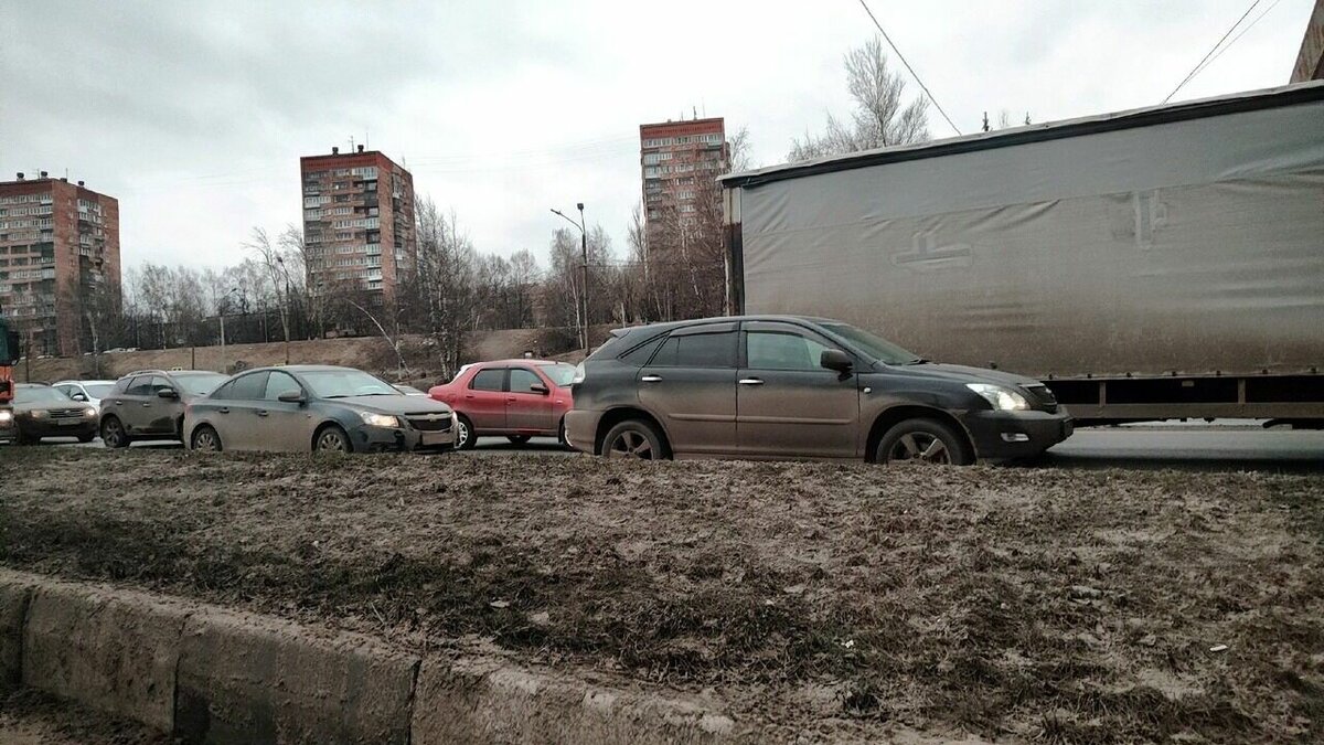 Ольгино пробка сейчас. Пробка в Ольгино. Развязка. Развязки дорог. Движение на эстакаде.