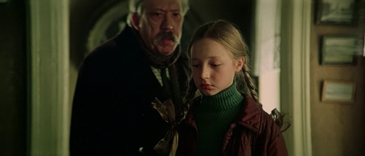 Лена бессольцева чучело. Обложка книги чучело. Чучело исполнитель. Чучело-2, или игра мотыльков: повесть книга. Чучело исполнитель.