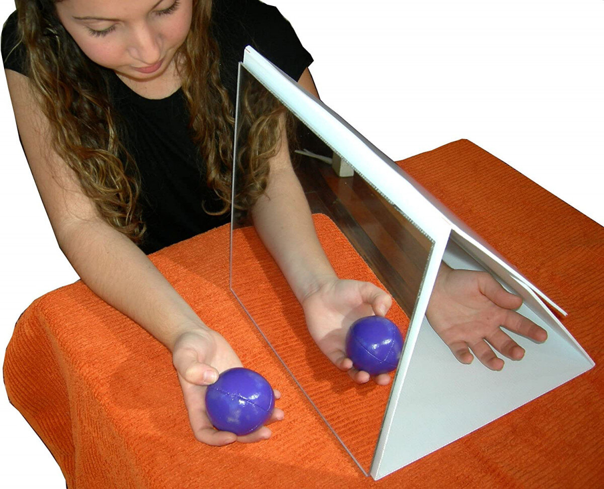 многофункциональный стол для разработки мелкой моторики рук
