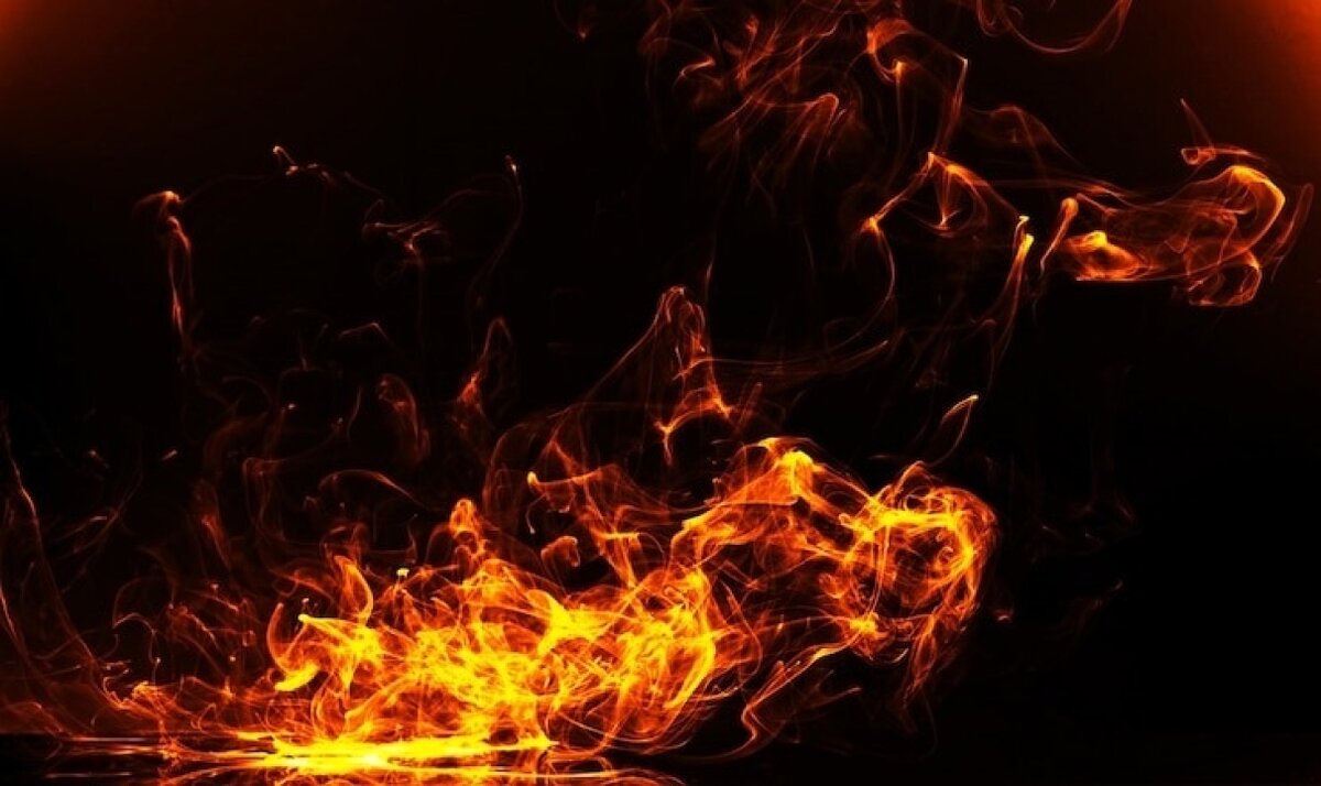    В Ульяновске неизвестные подожгли кабинет следователей в военкомате