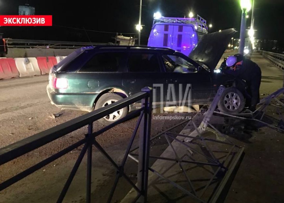    Пьяный водитель в Пскове пытался сбежать с места ДТП вплавь по реке