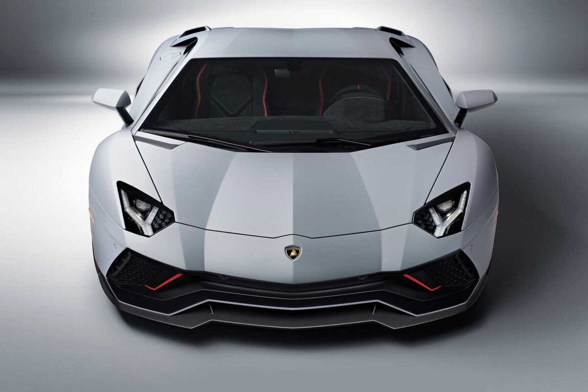 Lamborghini Aventador 