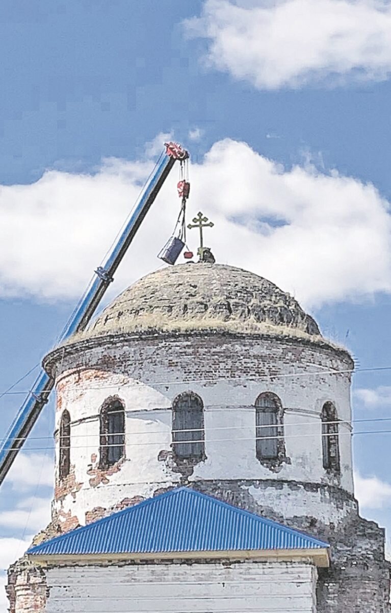    Возрождение храма идёт медленно, но крест на куполе уже появился Pravda-nn.ru