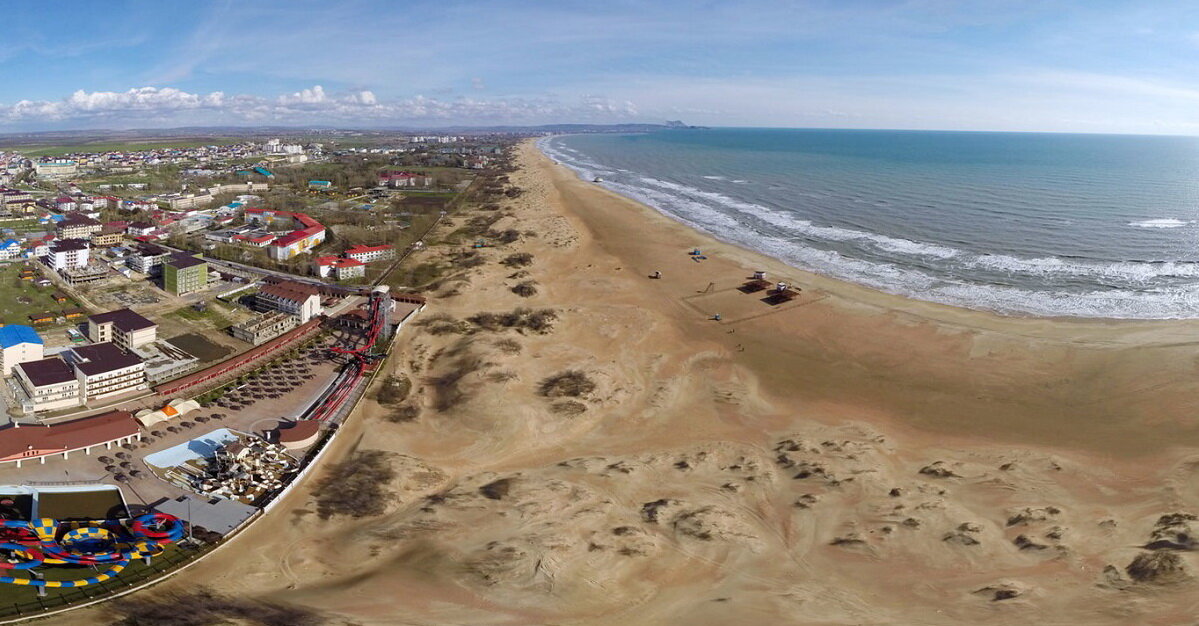 Аквапарк Олимпия на панораме Витязево