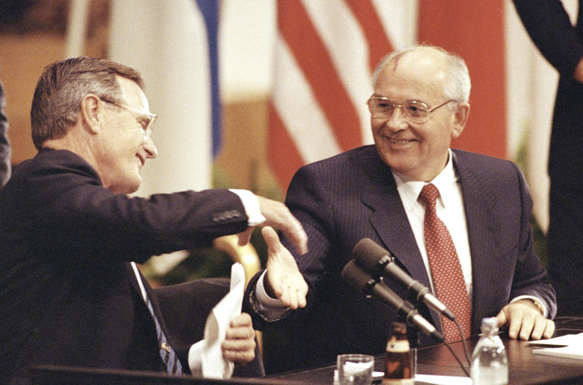 Дж. Буш старший и М. Горбачев, Мальта, 1989 г. 