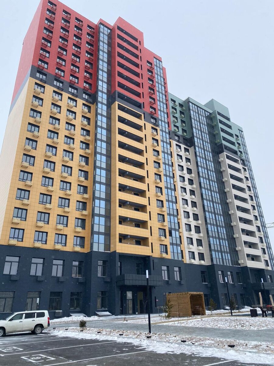 Скандинавский дизайн, цветной и яркий фасад дома. Фото: Ольга Круглова