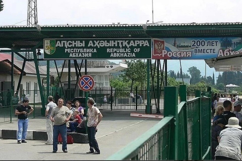     Глава Совбеза Абхазии опроверг слухи о возможном присоединении республики к России Владимир ВЕЛЕНГУРИН