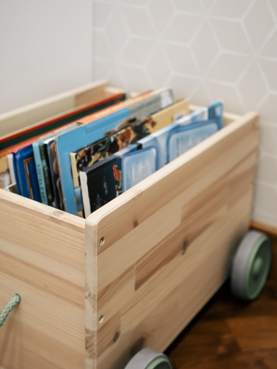 Хранение детских книг