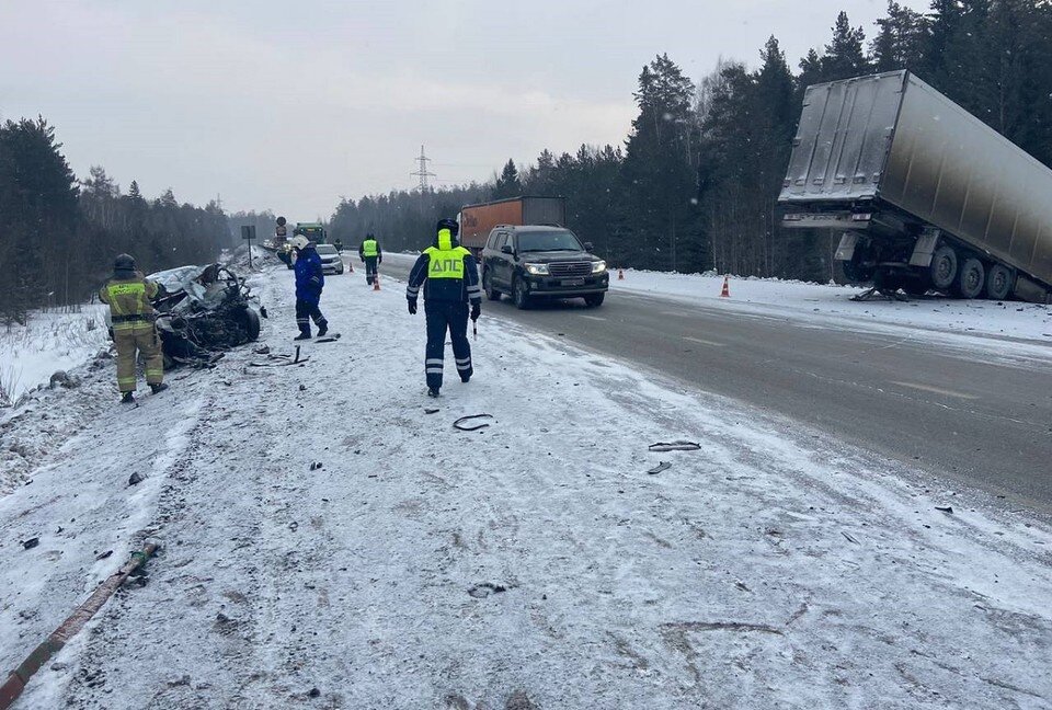     Мужчина скончался на месте Фото: УГИБДД по Свердловской области
