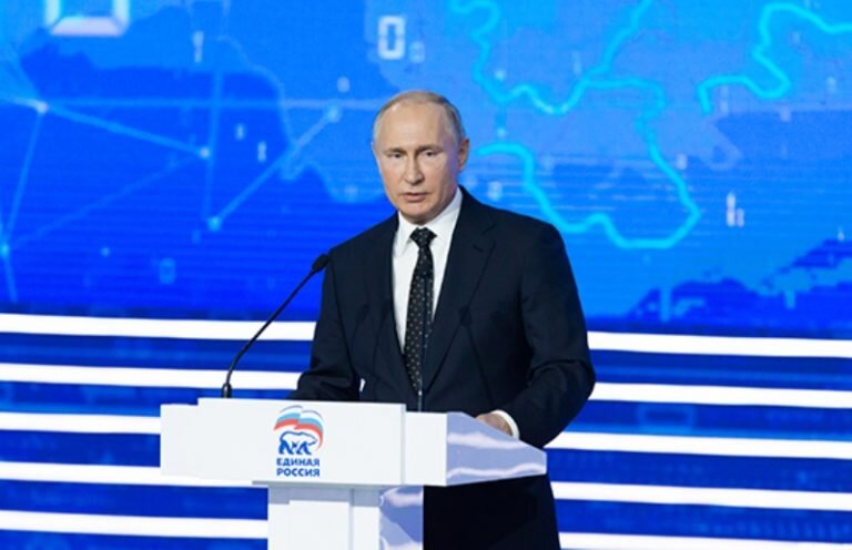    Президент Владимир Путин 21 февраля обратится с посланием к Федеральному собранию Андрей Севостьянов