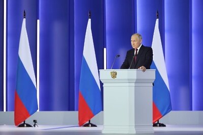    Президент РФ Владимир Путин выступает с ежегодным посланием Федеральному собранию ©Сергей Савостьянов РИА Новости