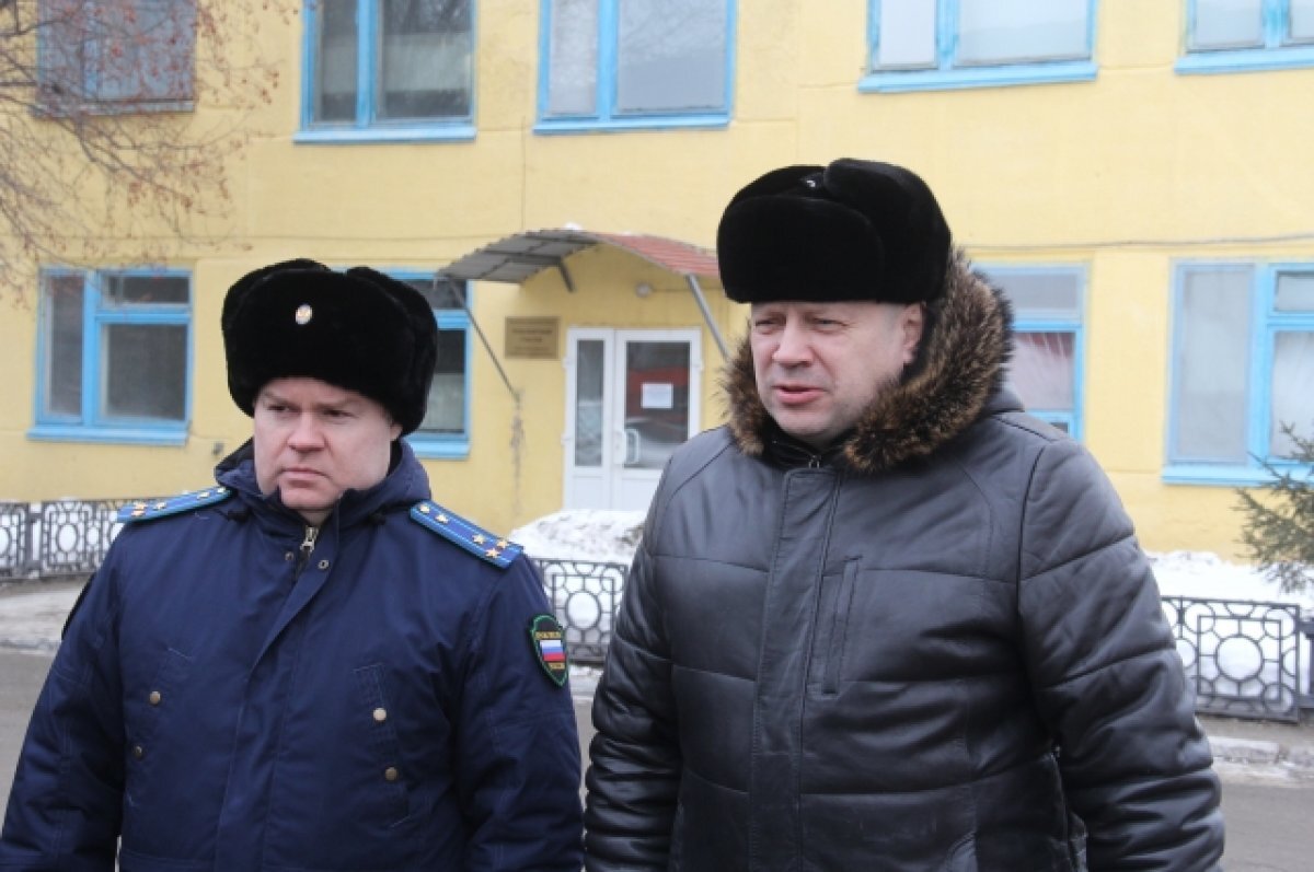    Практика совместных объездов стройплощадок полностью себя оправдывает и заметно дисциплинирует подрядчиков.