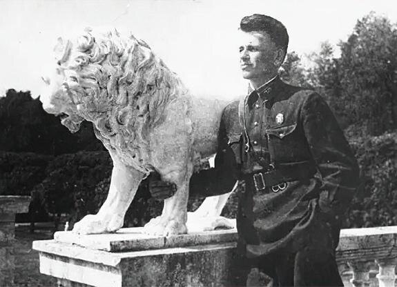    Ядерный стакан дублёра Рихарда Зорге