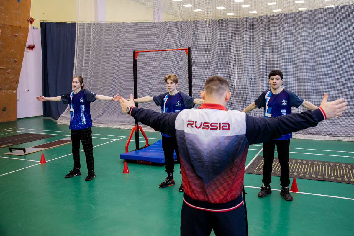 Сайт спорт сургут. Спорт Сургут. Фиджитал спорт в школе. Аверкин Сургутский район. Коверчик Сургутский район.