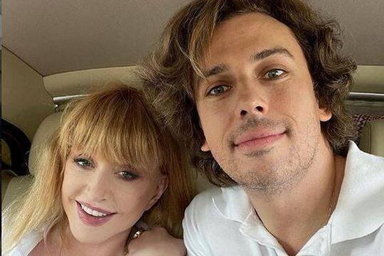    Алла Пугачева и Максим Галкин* стали почетными гостями на концерте Лаймы Вайкуле в Израиле