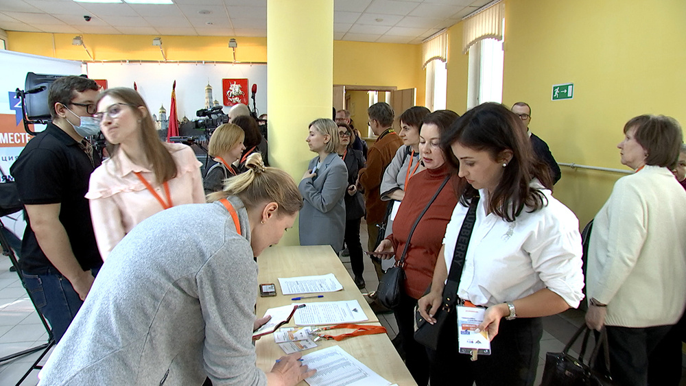    © АО "ТВ Центр"