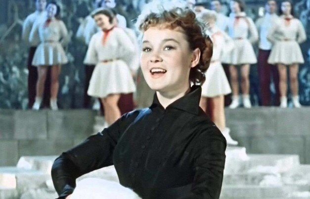 Таня в исполнении Гурченко.