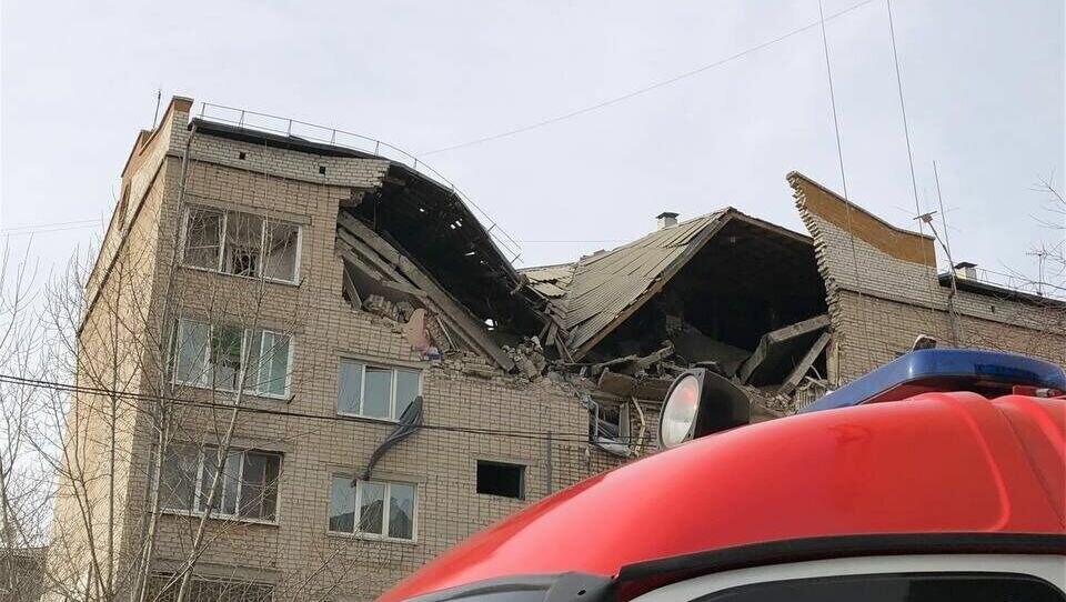     Квартиры на Боровой в Антипихе лишились газа почти три года назад — управляющая компания перестала платить за так себе топливо, «Читаоблгаз» перекрыл трубу. Люди стали использовать небезопасные баллоны с пропаном.