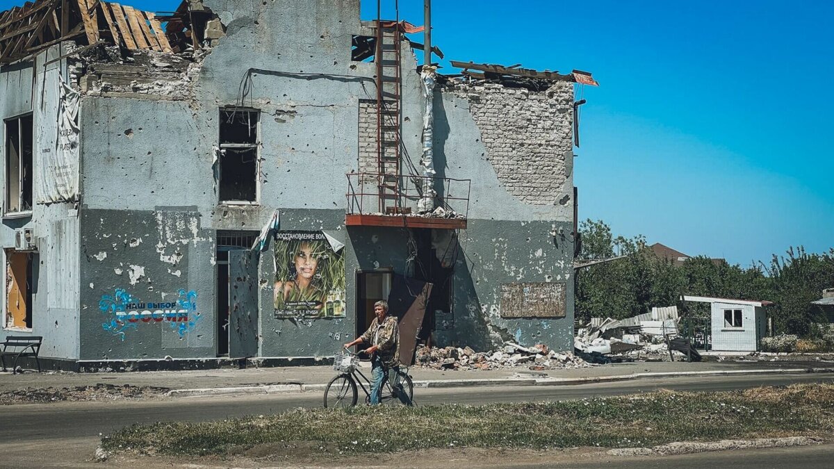     Украинские военные обстреляли поселок Белевица в Брянской области. Об этом сообщил губернатор региона Александр Богомаз.