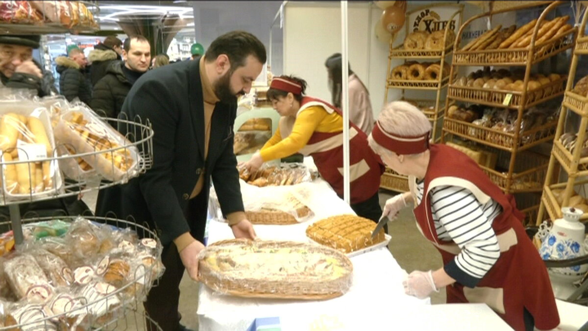    От колбасы до спецодежды: в Нижневартовске открылась ярмарка местных товаропроизводителей