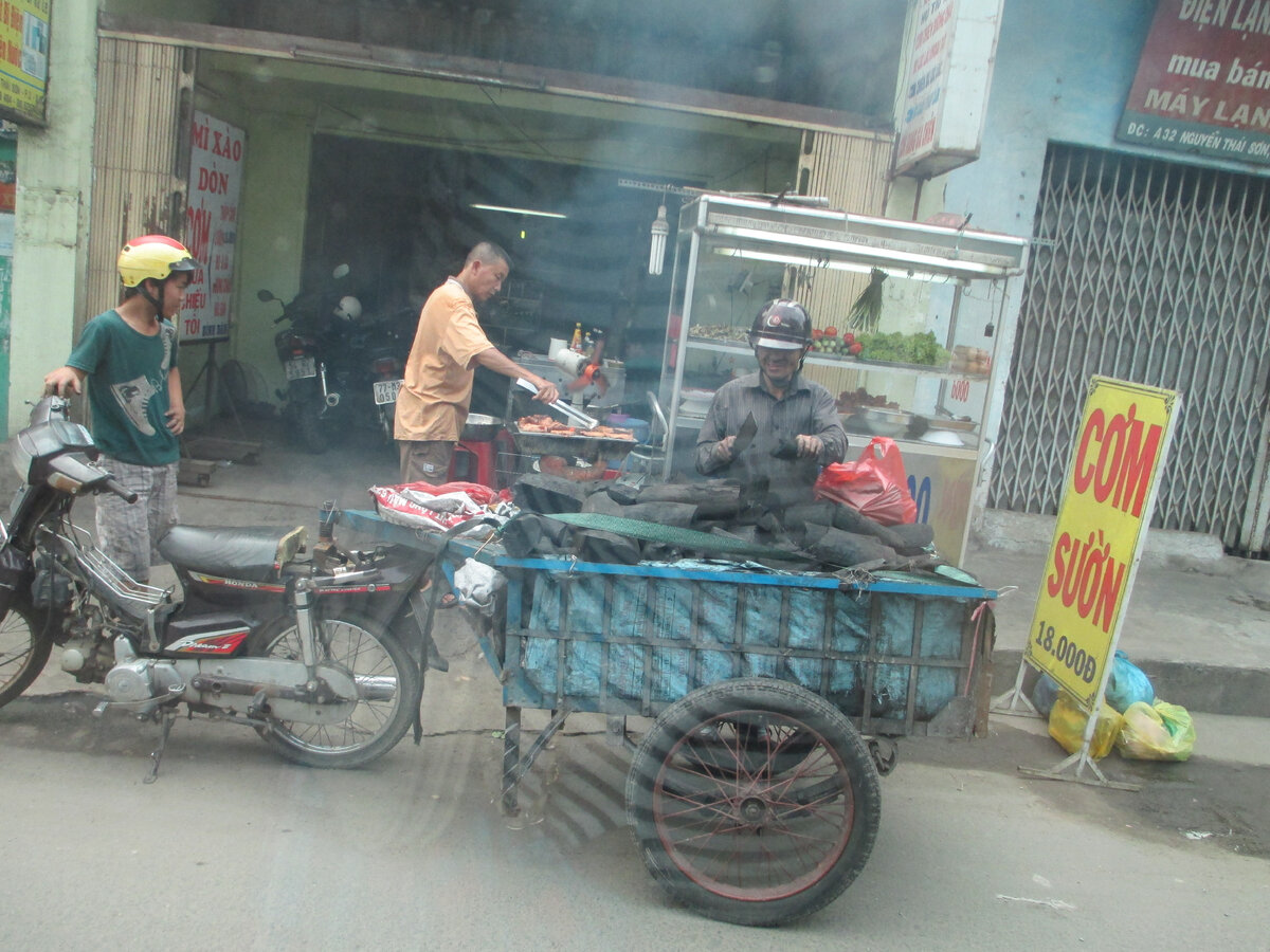 Но в этой гонке за благополучием и успехом, часто  не находим времени для важных вещей