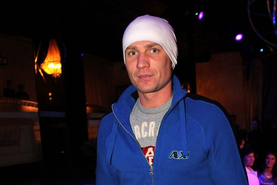     Фигурист Роман Костомаров Мила СТРИЖ